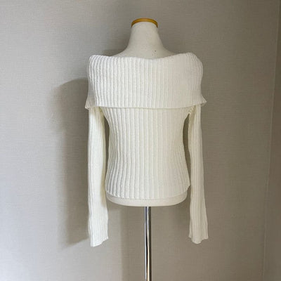 Blusa de Punto Elegante Escote V Hombros Descubiertos Ajustada - Image 2