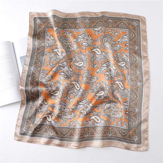 Pañuelo Retro Cuadrado Pequeño de Cachemira para Mujer - Image 60