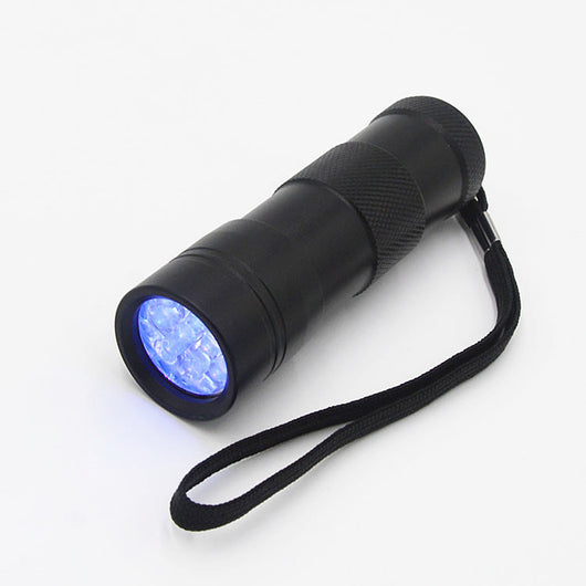 Linterna LED Multiusos con Luz Ultravioleta - Image 10
