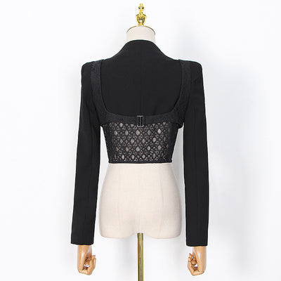 Traje con Escote V y Detalles de Encaje Calado - Image 2