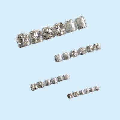 Uñas de Diamante Completo Plateadas - Image 3