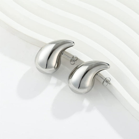 Aretes de Lujo Minimalista con Gota de Metal - Image 10