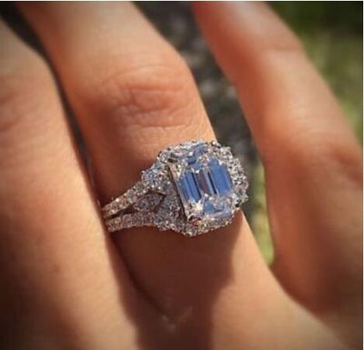 Anillo de Compromiso con Circonita Corte Princesa para Mujer - Image 4