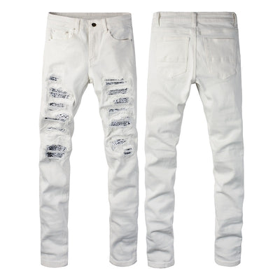 Jeans Rotos Blancos con Detalle de Flor de Marañón - Image 11
