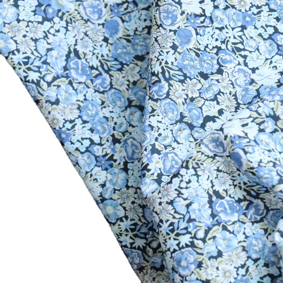Tela Estampada de Algodón Terciopelo Rosas Azules - 80 Piezas