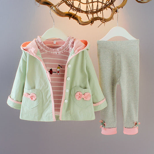 Conjunto de Tres Piezas Infantil Estampado