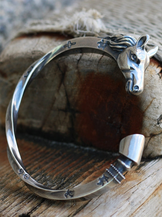 Pulsera de Plata Caballo Abierta para Hombre - Joyería Artesanal - Image 7