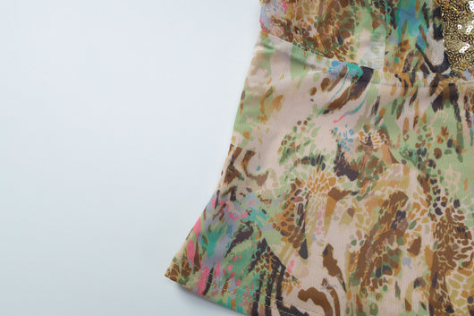 Vestido de Encaje Escotado Ajustado sin Espalda - Image 26