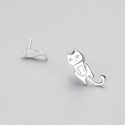 Aretes de Plata 925 Asimétricos con Diseño de Gato y Pez - Joyería Personalizada para Mujeres - Image 2