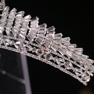 Corona Nupcial de Aleación con Cristales Estilo Japonés y Coreano - Image 9