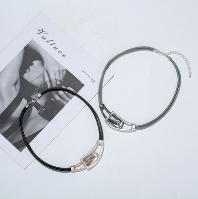 Collar Geométrico de Aleación Rectangular