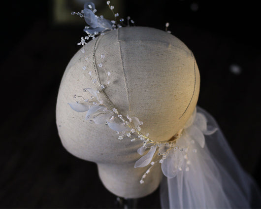 Velo de novia con corona de flores - Accesorios para vestido de boda - Image 6