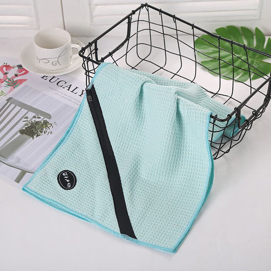 Toalla Deportiva de Microfibra con Diseño Piña y Cierre - Image 10