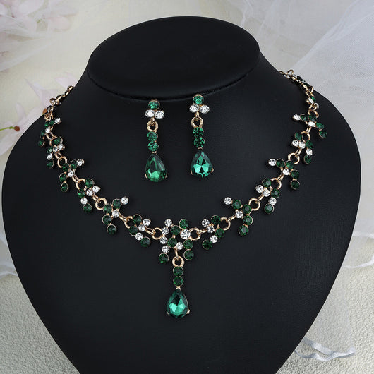 Conjunto de Aretes y Collar con Perlas y Cristales para Mujer - Image 19