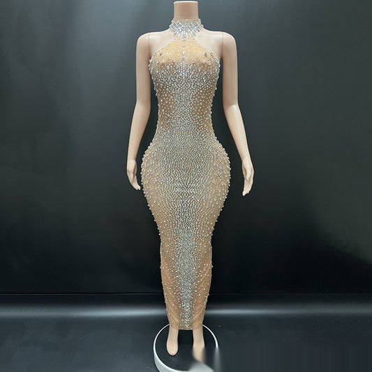 Vestido de Gala Plateado con Cristales Brillantes para Eventos Especiales