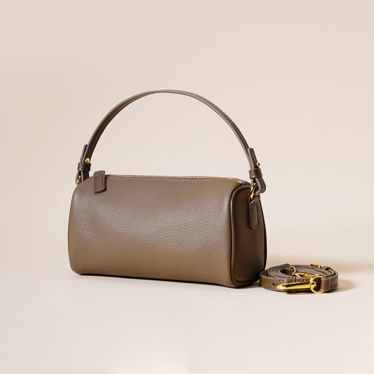 Bolso Axilar de Cuero Genuino con Textura Minimalista - Image 6