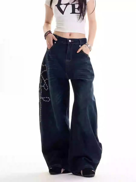 Jeans Retro Americano con Bordado Machete Hot Girl - Image 4