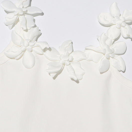 Blusa Elegante para Mujer con Diseño de Flores 3D y Detalles de Costura - Image 11