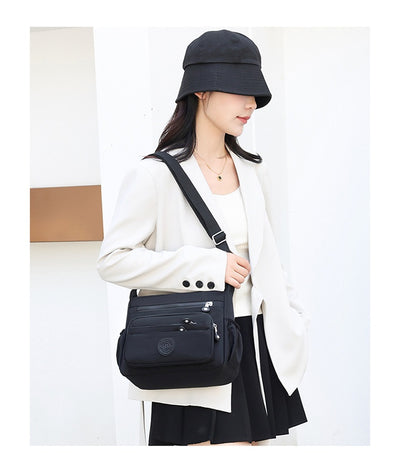 Bolsa Crossbody de Nylon Ligera con Gran Capacidad - Image 26