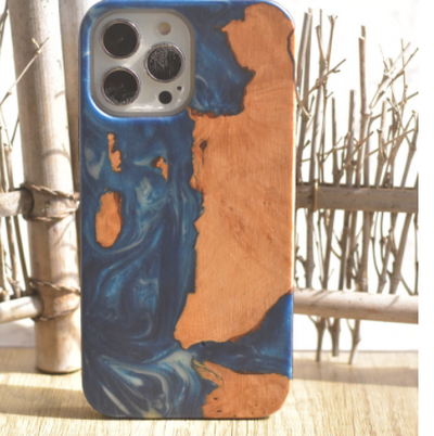 Funda para Móvil de Madera y Resina | Protección Anticaídas con Grano Único - Image 5