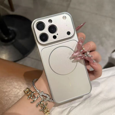 Funda Magnética de Vidrio Esmerilado para iPhone 17, 16, 15, 14, 13 Pro Max con Carga Inalámbrica - Image 4