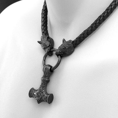 Collar de Cuero para Hombre con Colgante de Martillo - Image 8