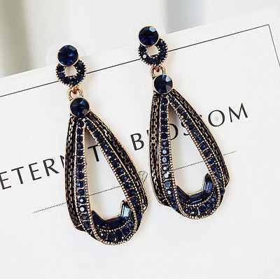 Aretes de Plata S925 con Diamante, Diseño Gota Irregular Retro - Image 6