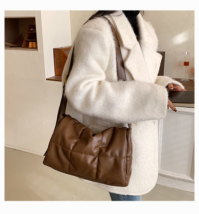 Bolso Diagonal de Cuero PU Suave con Textura - Image 10