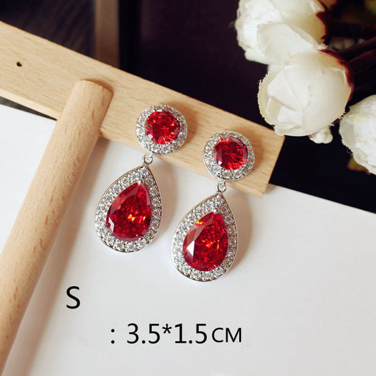 Aretes Largos de Novia con Rubí Rojo Paloma Talla Cuadrada Redonda