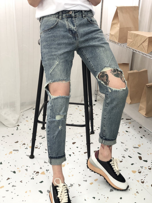 Pantalones Cortos Denim Rotos Estilo Coreano para Hombre - Image 4