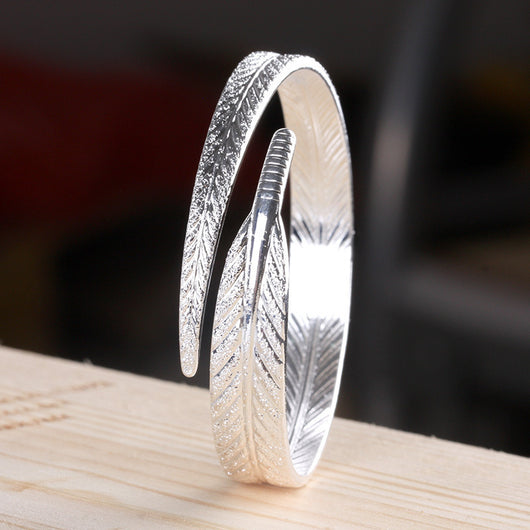 Pulsera Ajustable Pluma de Ángel - Image 6