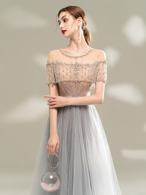 Vestido de Noche Gris Largo Elegancia y Temperamento