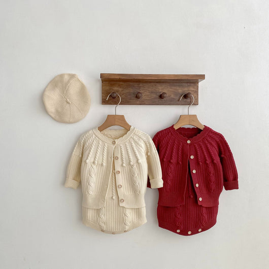 Conjunto de Dos Piezas: Enterizo Tejido con Bolas de Burbujas y Abrigo para Bebé Niña - Image 3
