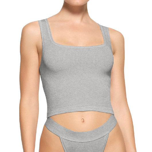 Camiseta Deportiva Acanalada con Tirantes Elásticos - Image 12