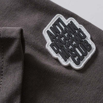 Playera Anime Suelta Gris de Manga Corta Casual - Image 11