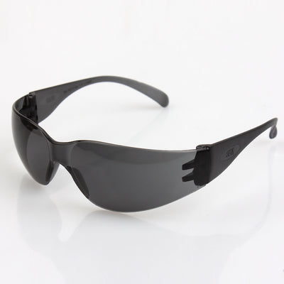Gafas de Seguridad Ligeras con Lentes Grises Antivaho - Image 6