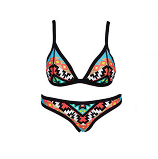 Bikini Brasileño Geométrico para Mujer - Traje de Baño Moderno - Image 4