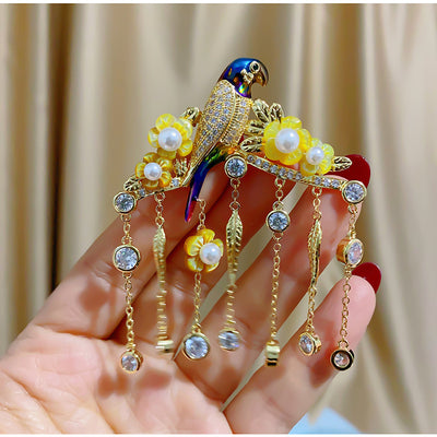 Broche de Lujo con Rama y Borlas - Image 10