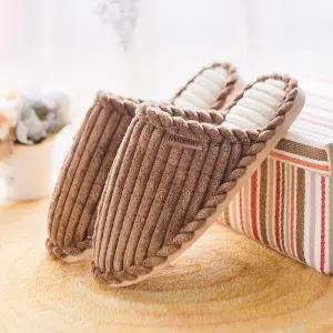 Pantuflas Cálidas y Cómodas con Suela Antideslizante - Image 6