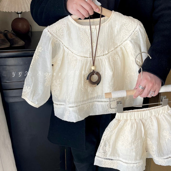 Conjunto de Dos Piezas Infantil: Blusa y Culotte en Tono Damasco Premium