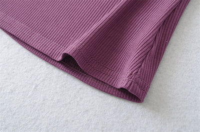 Playera Cuello V Ajustada de Manga Corta - Diseño Moderno y Favorecedor - Image 27