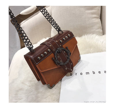 Bolso de Hombro Vintage con Tachuelas - Image 26