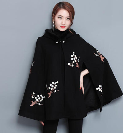 Capa Chal Floral Bordado para Mujer - Elegancia y Confort