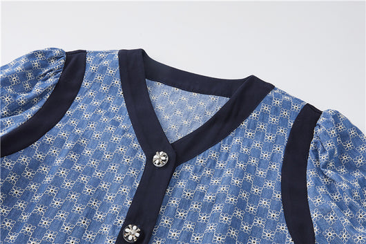 Conjunto Jacquard Vintage: Blusa Escote V y Shorts Cintura Alta - Image 9