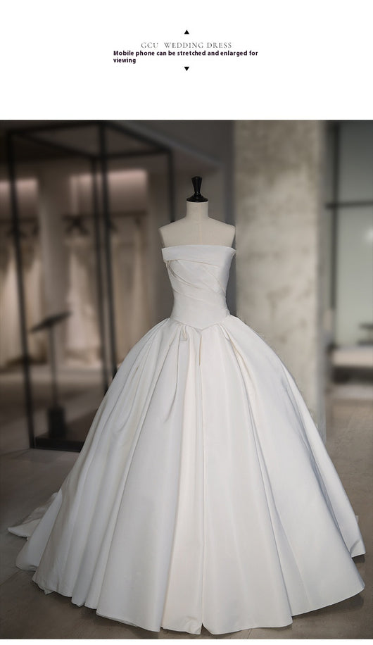 Vestido de Novia Elegante Estilo Francés con Cola - Escote Tubo Satinado - Image 10
