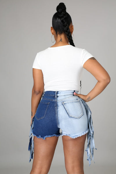 Shorts Denim Bicolor con Fleco y Ruedo Deshilachado - Image 8
