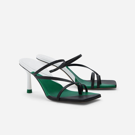 Sandalias Planas de Verano con Tacón Cuadrado y Diseño Bicolor - Image 3