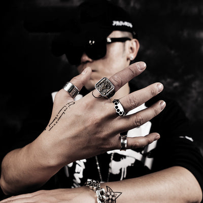 Anillo y Pulsera de Acero Titanio Estilo Punk Calavera Europeo Americano