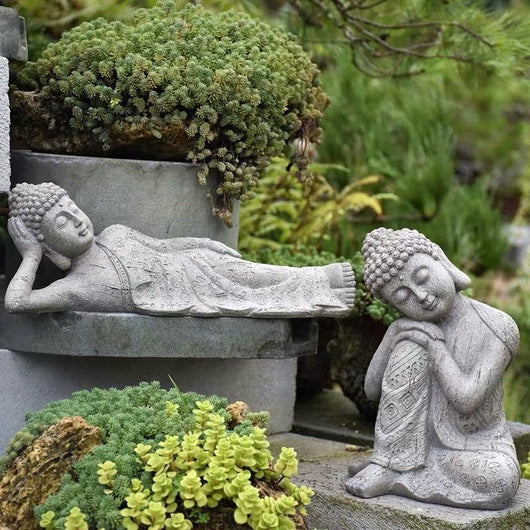 Estatua Buda de Resina con Maceta Floral para Jardín y Decoración de Espacios - Image 8