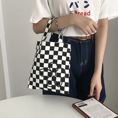 Bolso de Mano Pequeño Canvas Blanco y Negro - Diseño Moderno para Mujer - Image 8